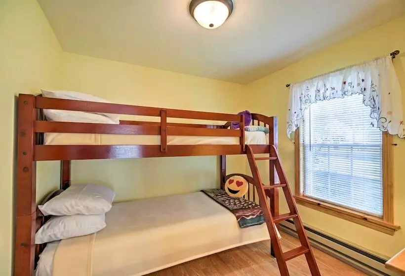 Willow Point  ~ Lake Champlain House W/ 2 Kayaks!