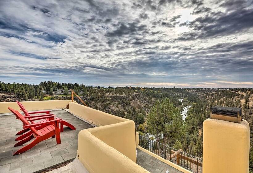 Adobe Home   River & Mtn Views W/ Hot Tub!