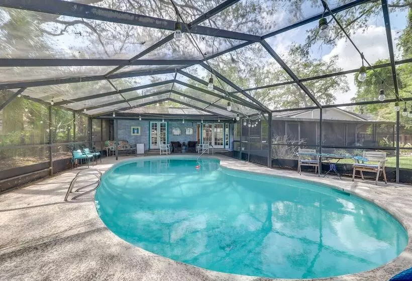 Beach Retreat In Jacksonville: Pet/family Friendly