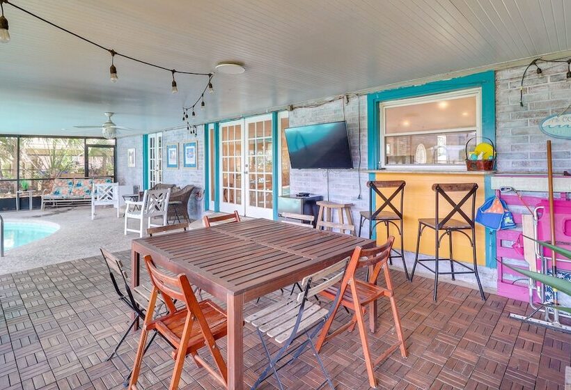 Beach Retreat In Jacksonville: Pet/family Friendly