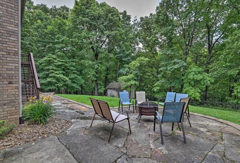 Bentonville Home W/ Pool Table, 2 Mi To Downtown!