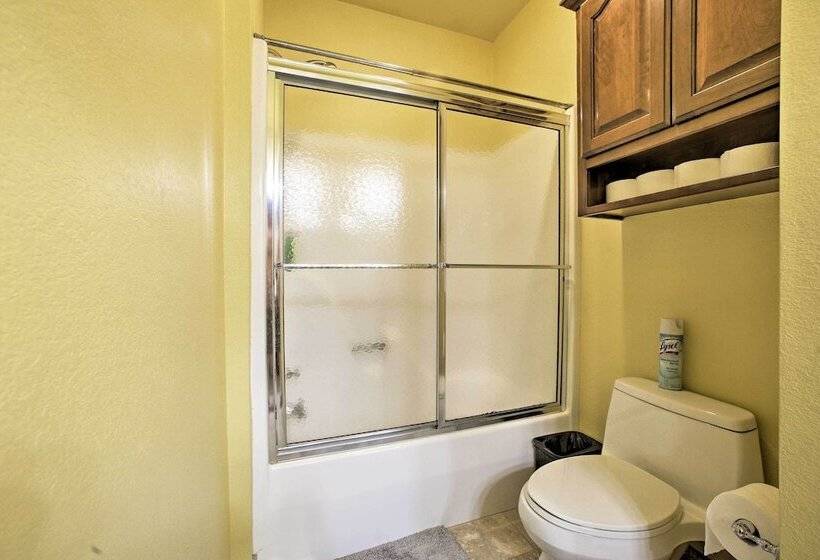 Bentonville Home W/ Pool Table, 2 Mi To Downtown!