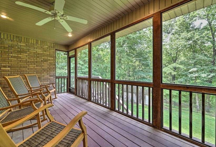 Bentonville Home W/ Pool Table, 2 Mi To Downtown!