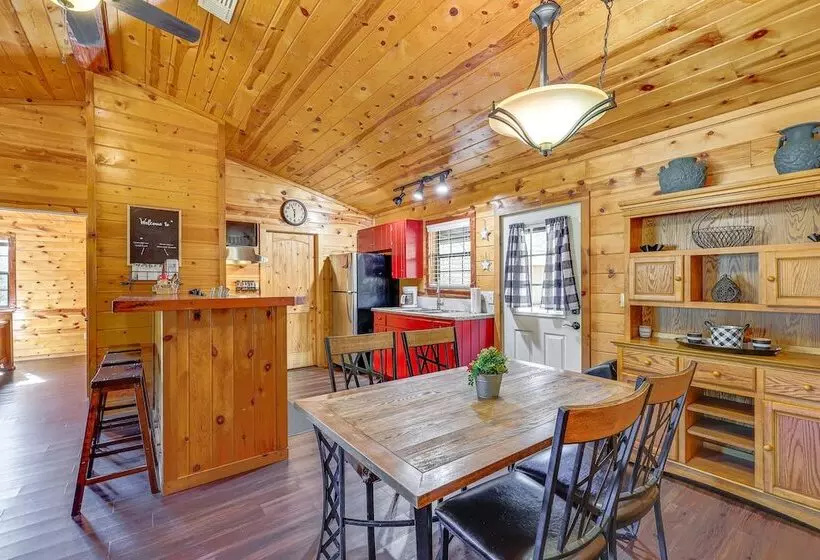 Broken Bow  Starlight Cabin  W/ Private Hot Tub!