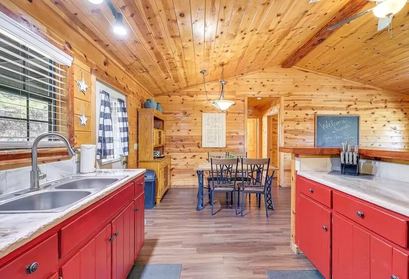 Broken Bow  Starlight Cabin  W/ Private Hot Tub!