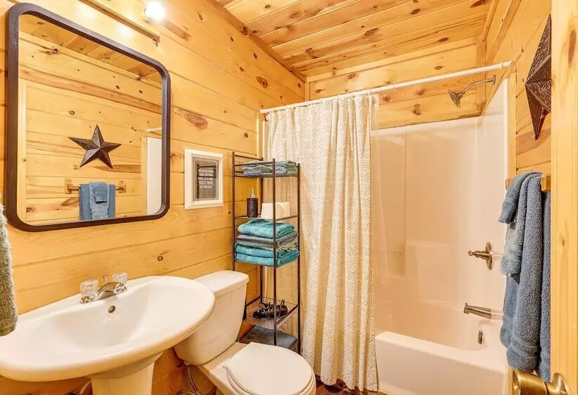 Broken Bow  Starlight Cabin  W/ Private Hot Tub!