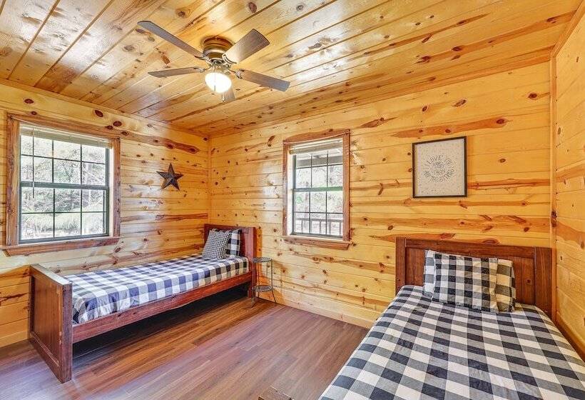 Broken Bow  Starlight Cabin  W/ Private Hot Tub!