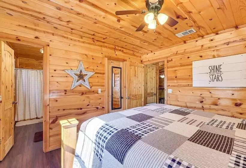 Broken Bow  Starlight Cabin  W/ Private Hot Tub!