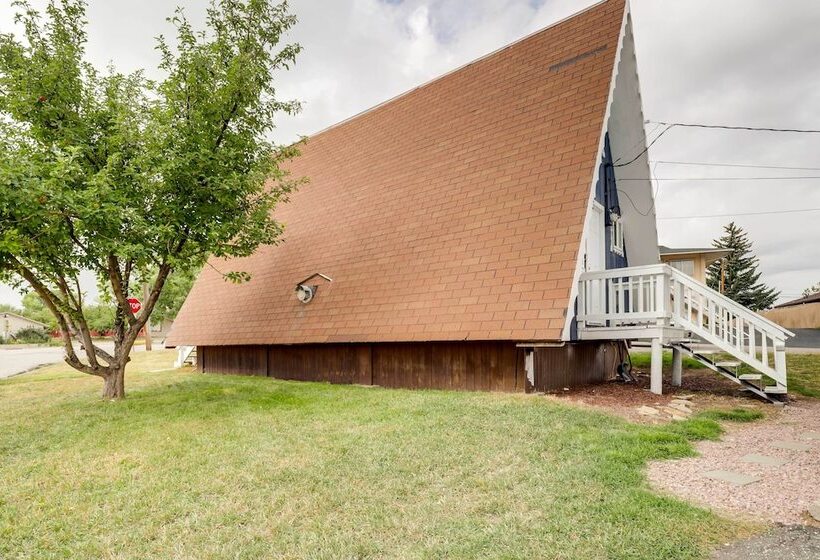 Charming Evanston A Frame: Dog Friendly!