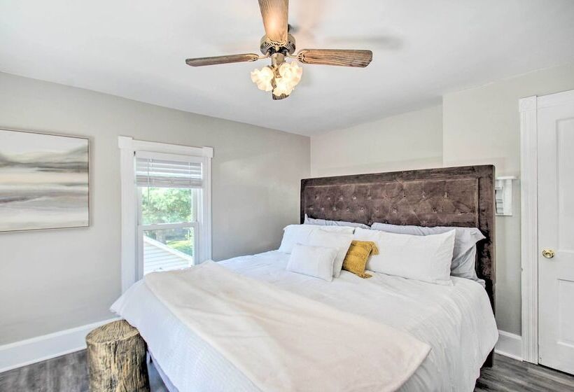 Charming Shenandoah Home < 1 Mi To River!