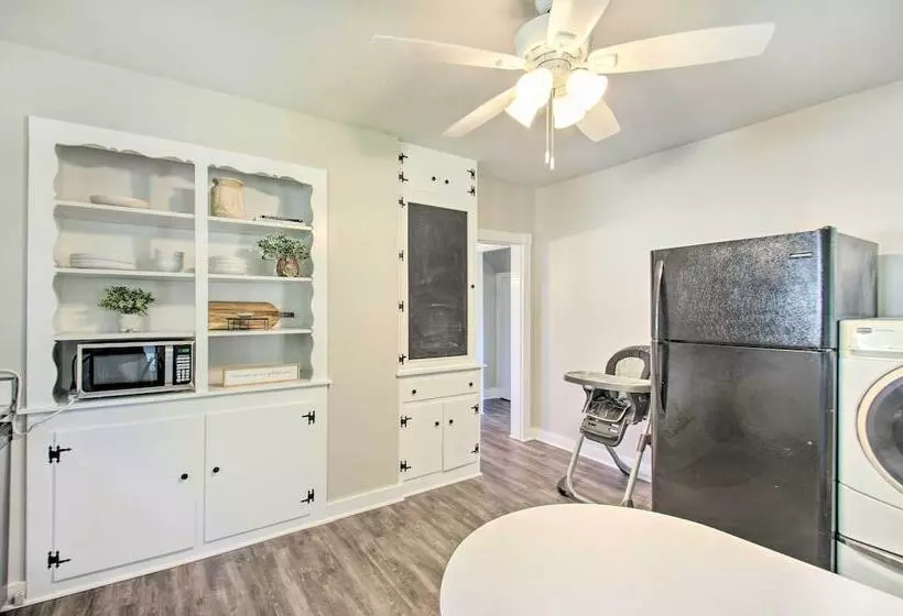 Charming Shenandoah Home < 1 Mi To River!