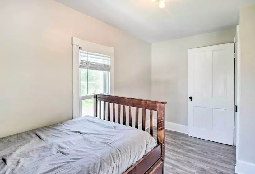 Charming Shenandoah Home < 1 Mi To River!