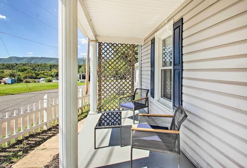 Charming Shenandoah Home < 1 Mi To River!