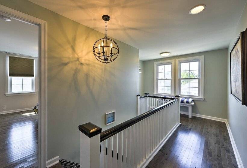 Charming Wildwood Hideaway W/ Private Pool & Deck!