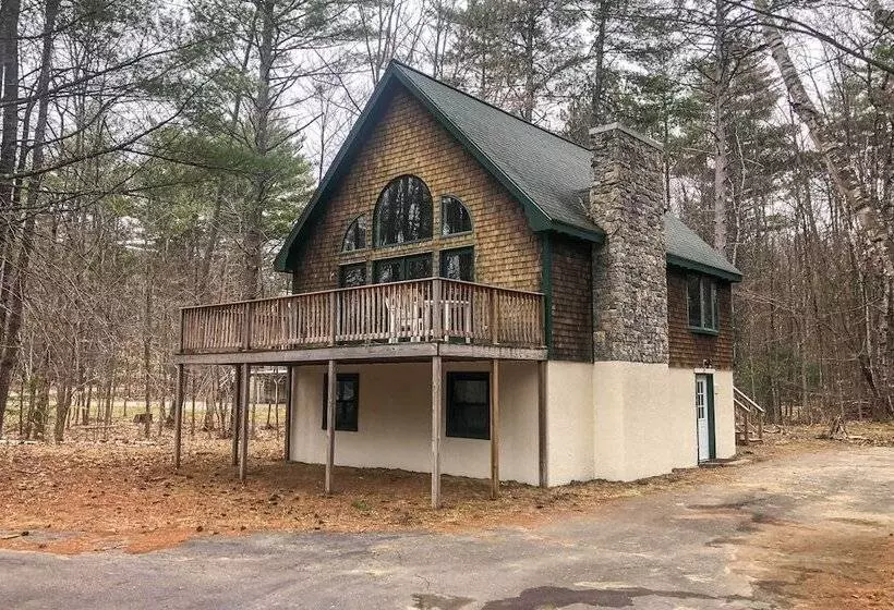 Cozy White Mtn Hideaway ~ 4 Mi To Hiking & Skiing!
