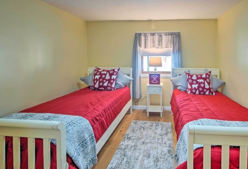 Cozy White Mtn Hideaway ~ 4 Mi To Hiking & Skiing!