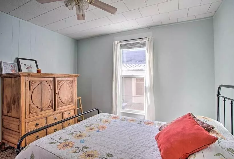 Downtown Home   12 Mi To Black Canyon Natl Park!