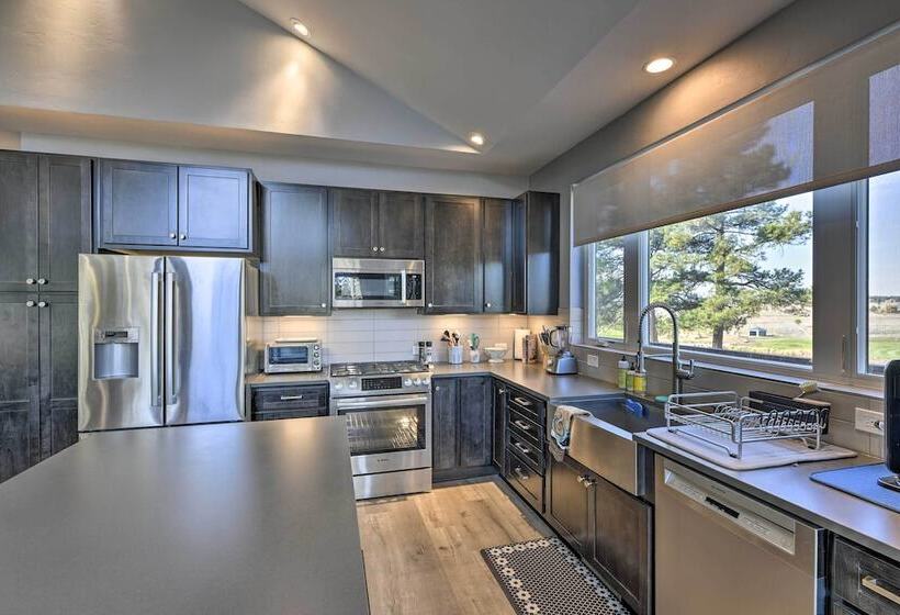 Lake Pagosa Home W/ Hot Tub & Mtn/lake Views!