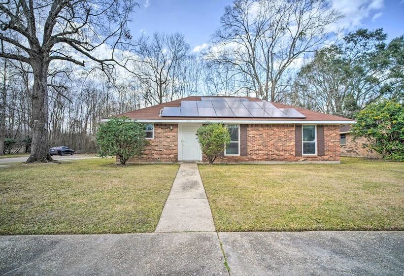 Family Friendly Baton Rouge Abode W/ Patio!