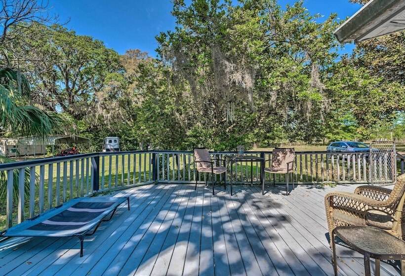 Family Friendly Home W/ Deck By Rainbow Springs!