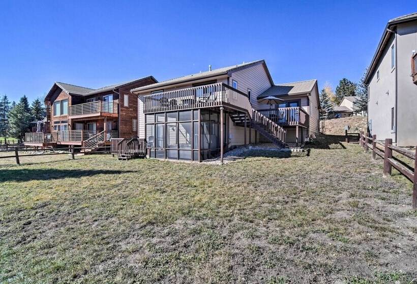 Family Friendly Home W/ Hot Tub: 1 Mi To Dtwn