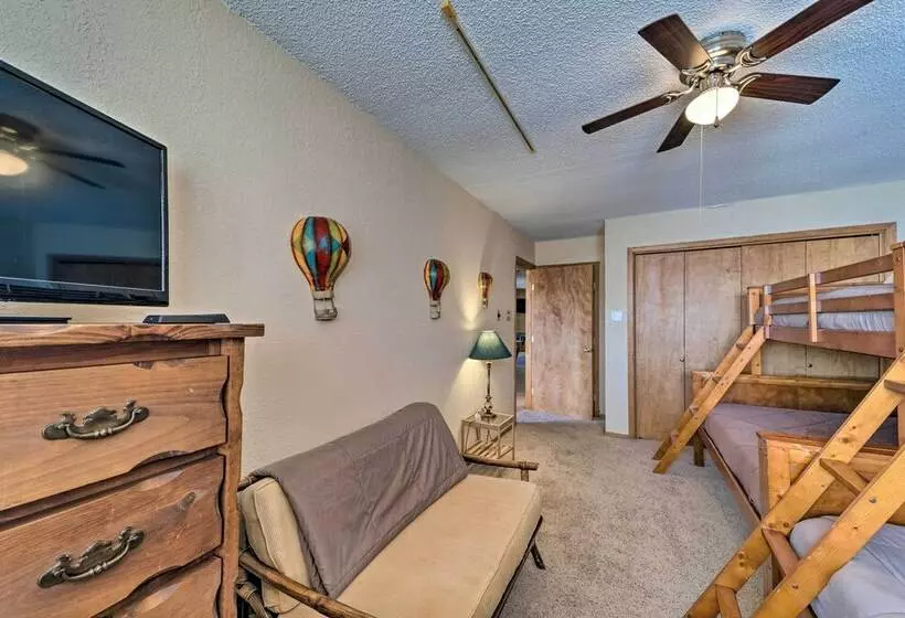 Family Retreat In Central Alto W/ Billiards Games!