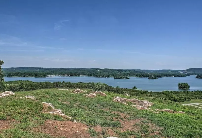Guntersville Lake Cabin W/ 3 Fishing Ponds!