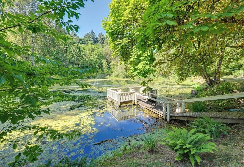 Historic Auburn House On 37 Acres W/private Lake!