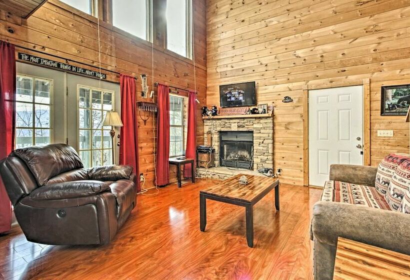 Home In The Smokies W/game Room: <6mi To Dollywood