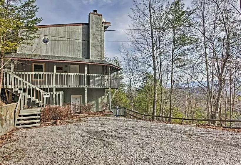 Home In The Smokies W/game Room: <6mi To Dollywood