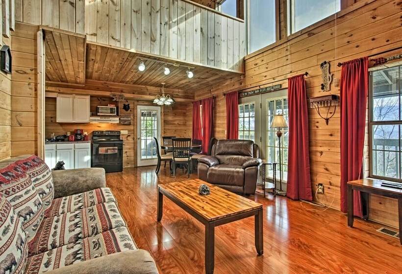 Home In The Smokies W/game Room: <6mi To Dollywood