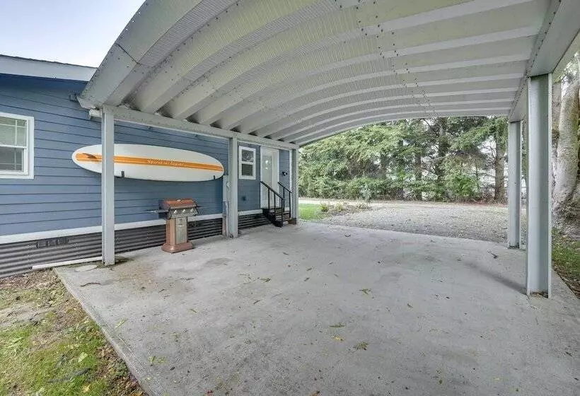 Lakefront Mount Vernon Home W/ Private Dock!