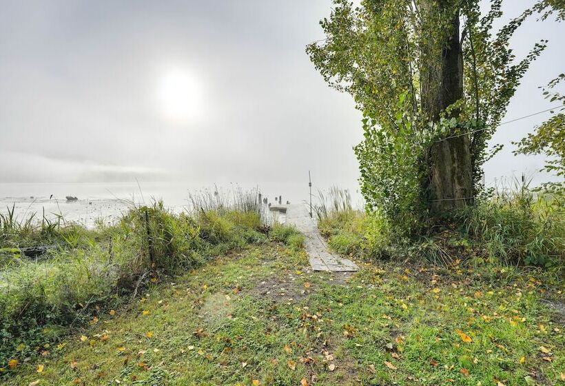 Lakefront Mount Vernon Home W/ Private Dock!