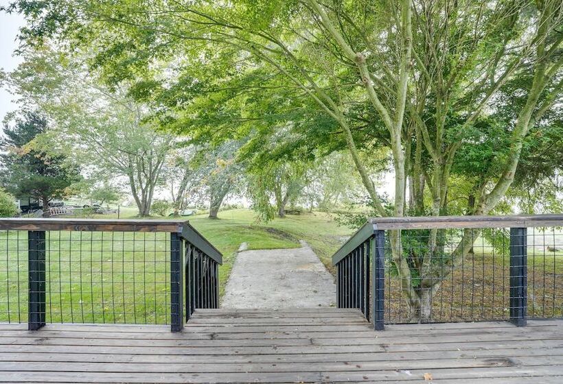 Lakefront Mount Vernon Home W/ Private Dock!