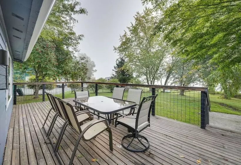 Lakefront Mount Vernon Home W/ Private Dock!