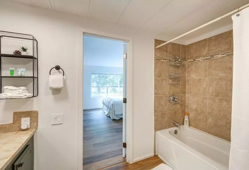 Lakefront Mount Vernon Home W/ Private Dock!