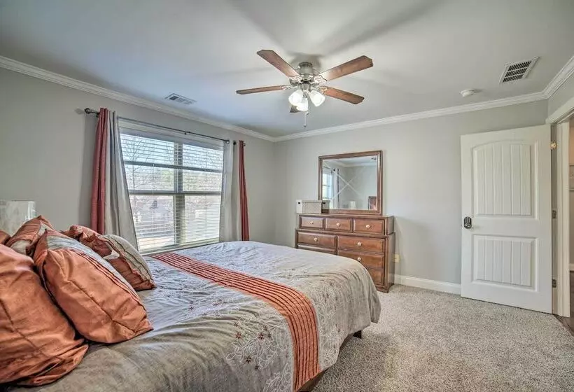 Luxe Mccalla Family Home With Game Room & Yard!