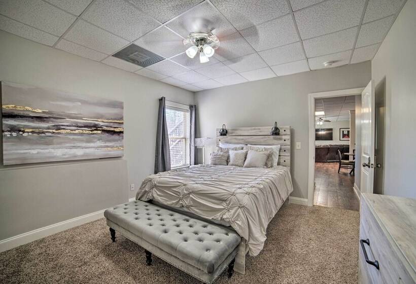 Luxe Mccalla Family Home With Game Room & Yard!