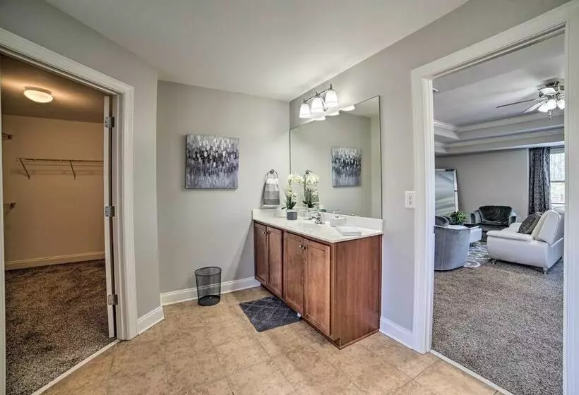 Luxe Mccalla Family Home With Game Room & Yard!