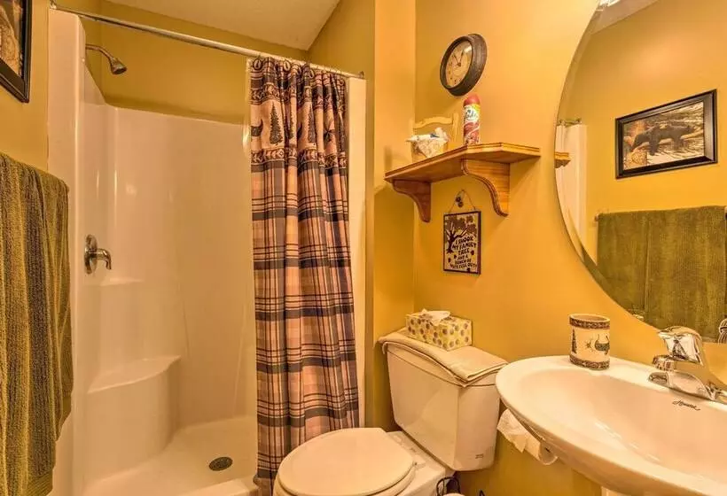 Mountain View Maggie Valley Home W/ 2 Decks!
