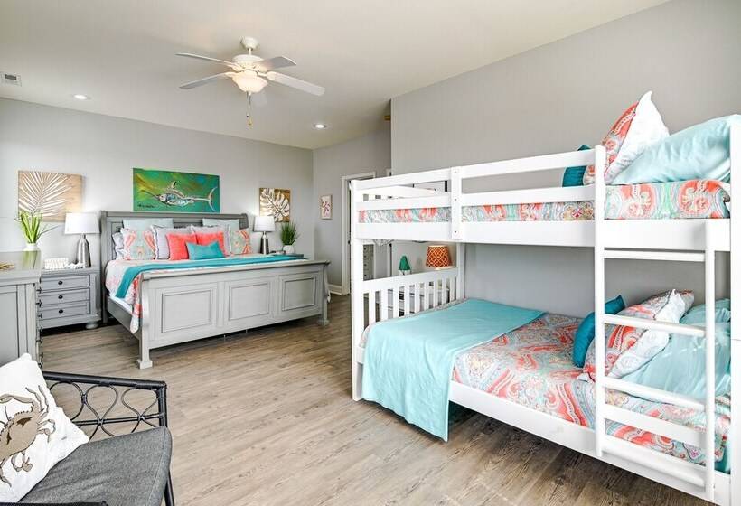 Luxury Home W/ Ocean View, Private Pool, & Hot Tub