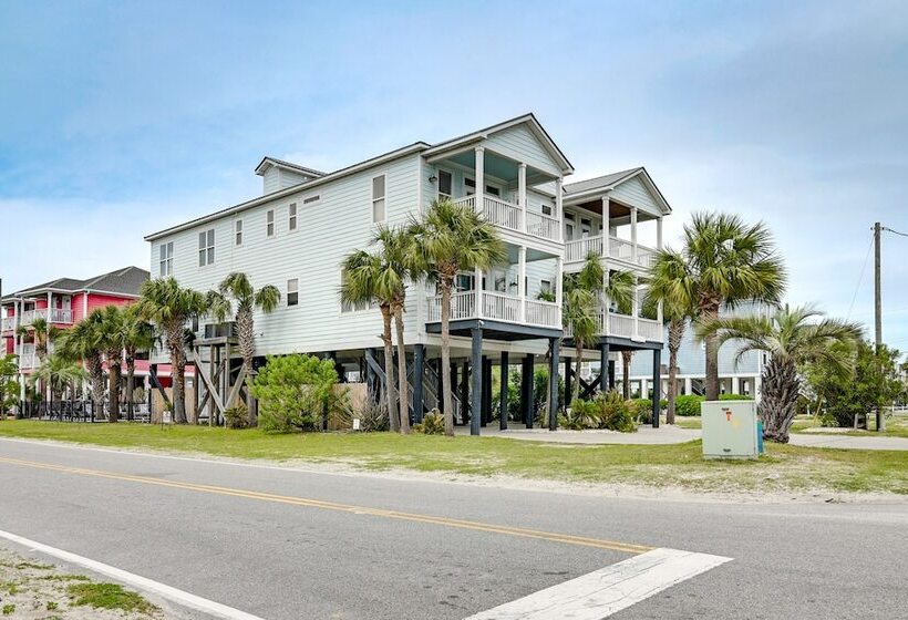 Luxury Home W/ Ocean View, Private Pool, & Hot Tub