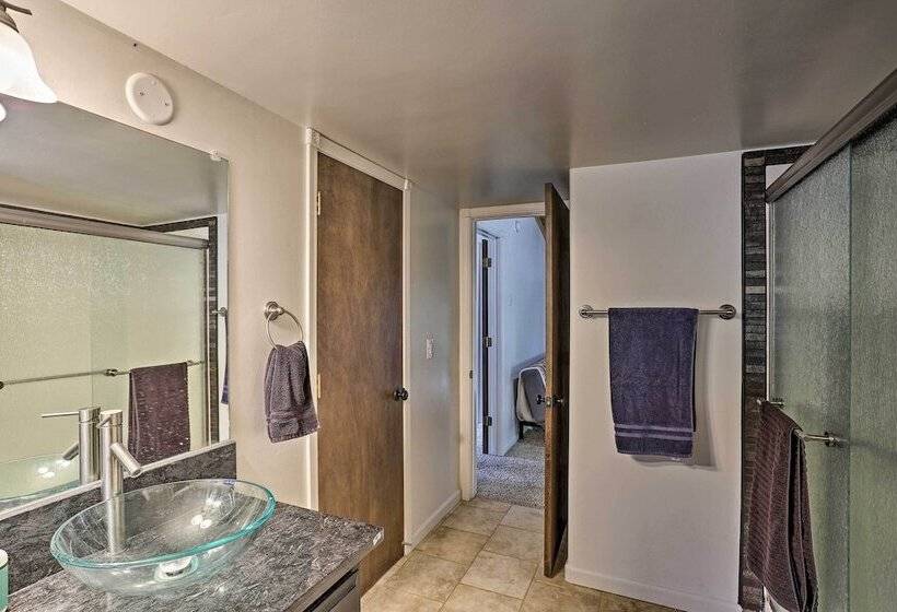 Chester Cabin W/ Deck   Walk To Lake + Golfing!