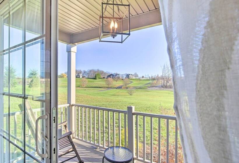 New Paltz Home W/ Fire Pit + Gas Fireplace!