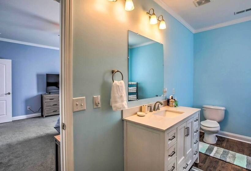 Ocean Isle Beach Escape   Centrally Located!