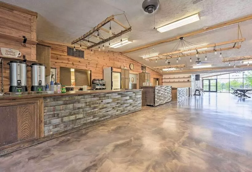 Pet Friendly Cassolopis Escape, Near Lake!