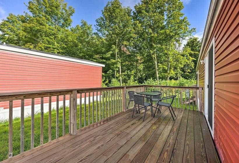 Pet Friendly Cassolopis Escape, Near Lake!