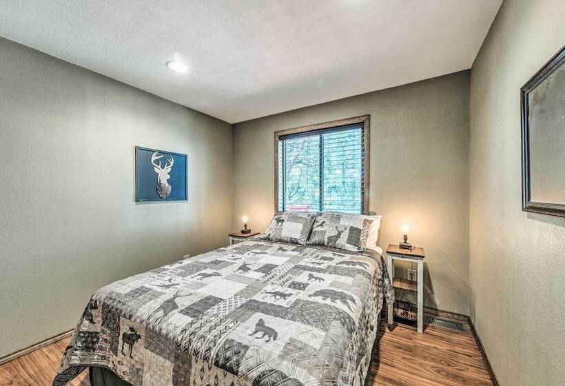 Pet Friendly Ruidoso Cabin W/ Deck & Grill!