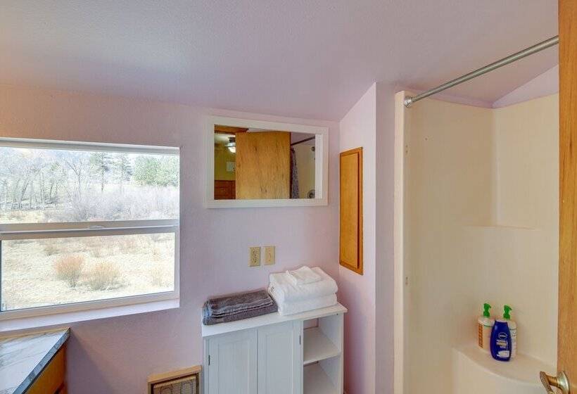 Pet Friendly Victor Home W/ Fire Pit & Large Yard!