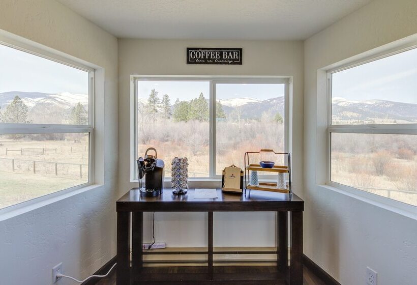 Pet Friendly Victor Home W/ Fire Pit & Large Yard!